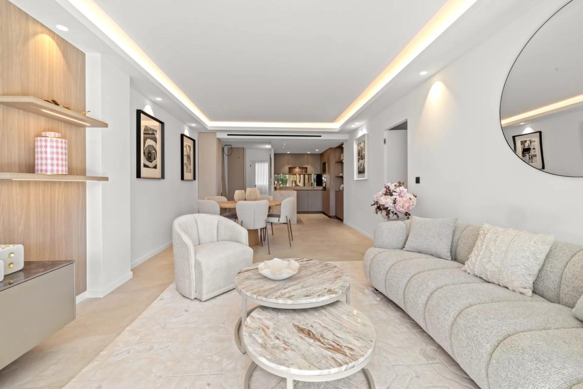 Appartement 3 pièces entièrement rénové à vendre Croisette vue m