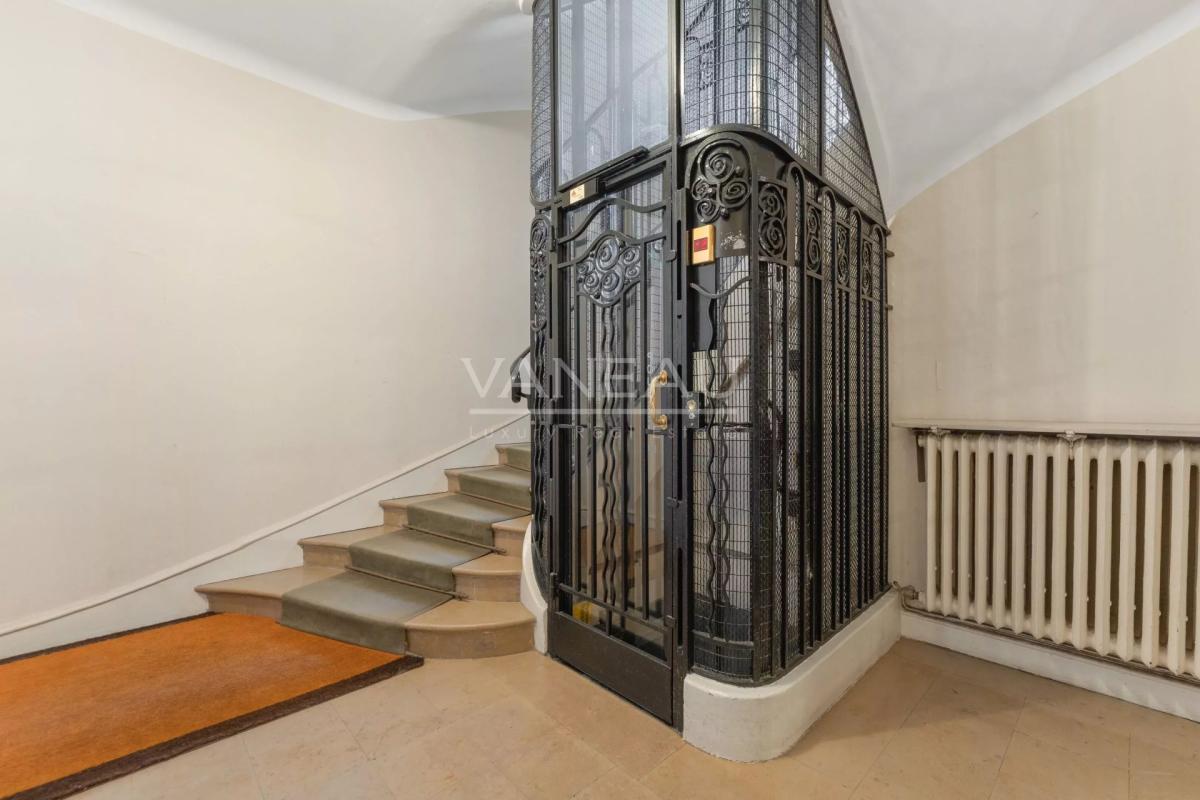 Paris XIVeme - Vavin - Montparnasse