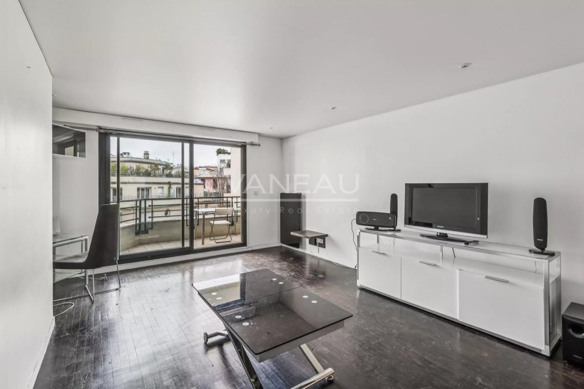 Boulogne - En étage, au calme avec balcon et DPE C