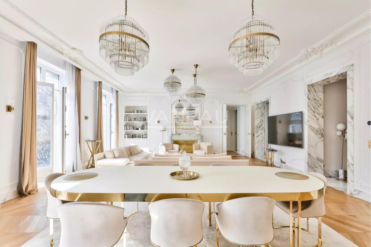 PARIS VIIIe - Faubourg du Roule