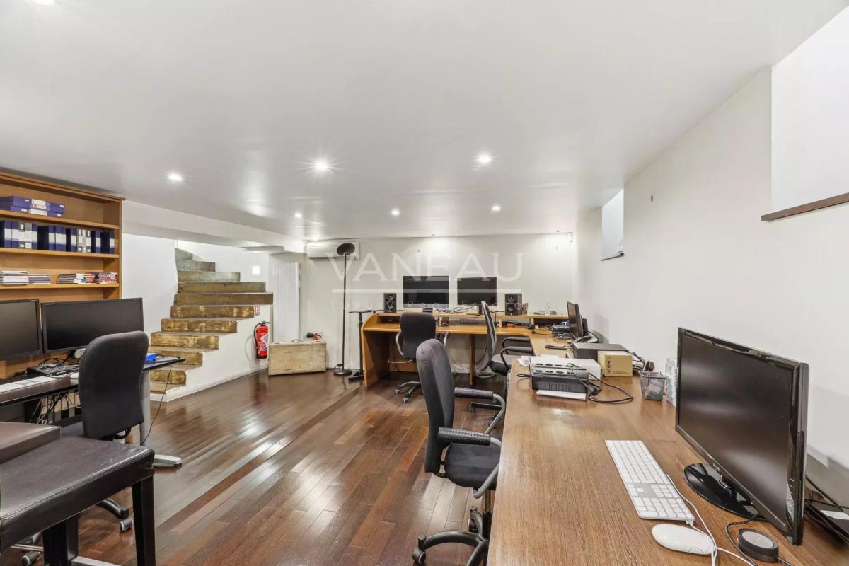 PARIS XVI - Ranelagh La Muette - Maison Loft de 5 pièces avec te