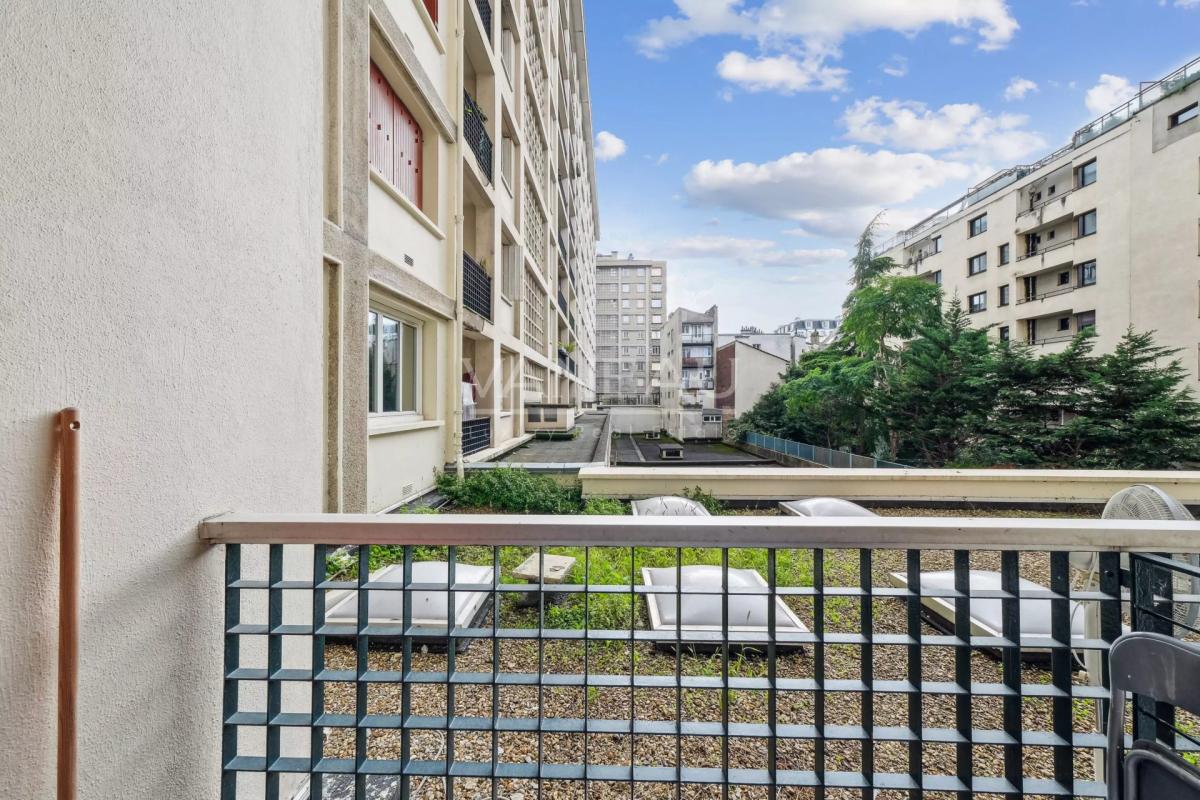 Boulogne  -  Porte de Saint Cloud  -  Grand studio vendu loué -