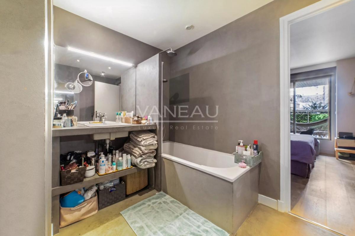 Boulogne. Terrasse et balcon.