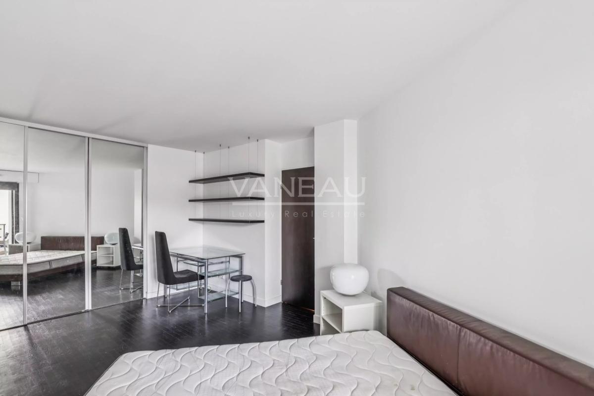 Boulogne - En étage, au calme avec balcon et DPE C