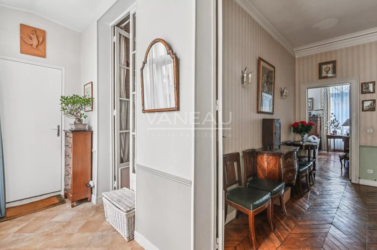 Paris VII - Sainte - Clotilde