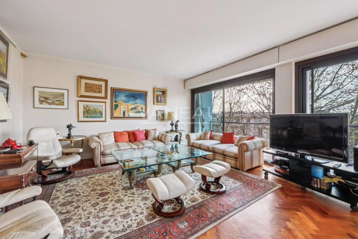 Paris XVIe - Auteuil - Appartement familial avec terrasse sans v