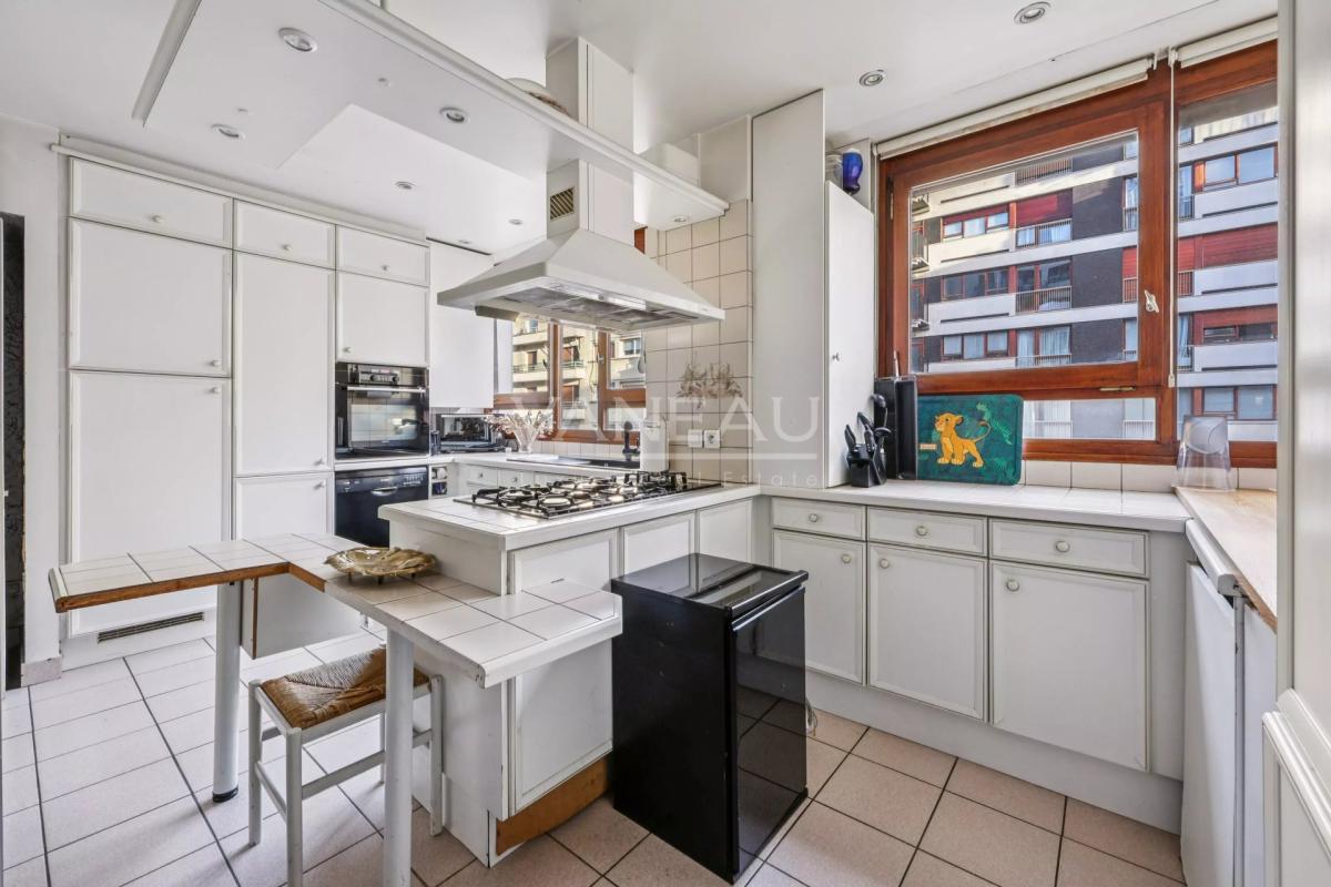 Paris XVIe - Auteuil - Appartement familial avec terrasse sans v