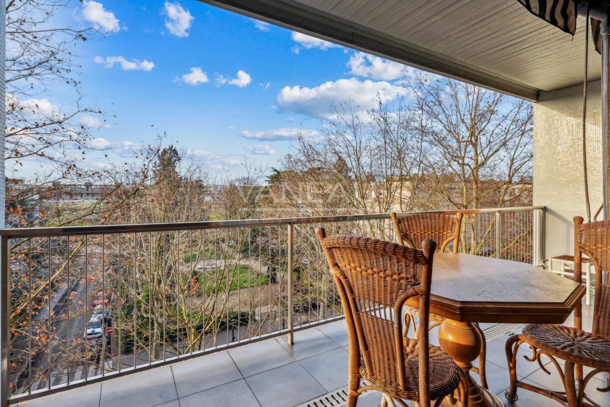 Paris XVIe - Auteuil - Appartement familial avec terrasse sans v