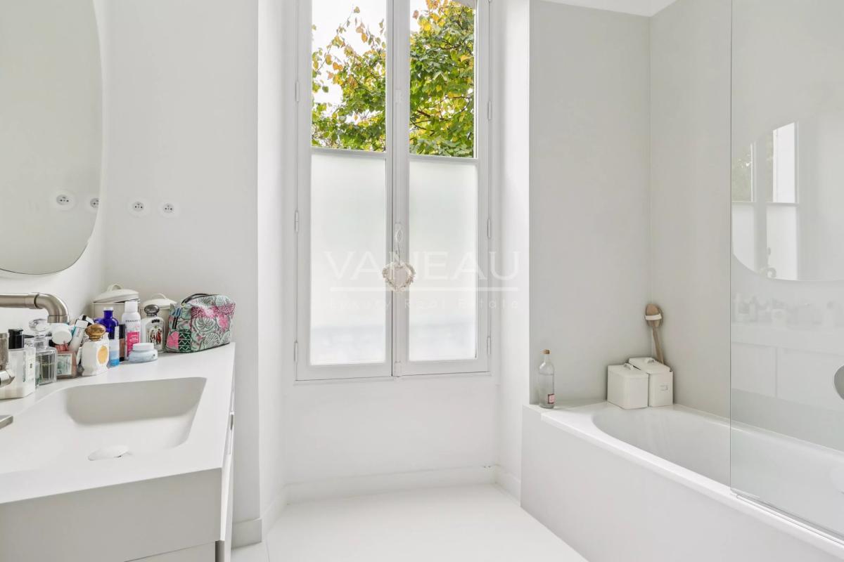 Meudon - 4 pièces de charme avec jardin