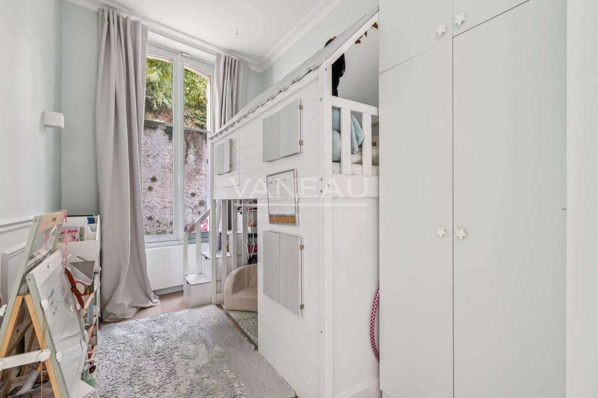 Meudon - 4 pièces de charme avec jardin