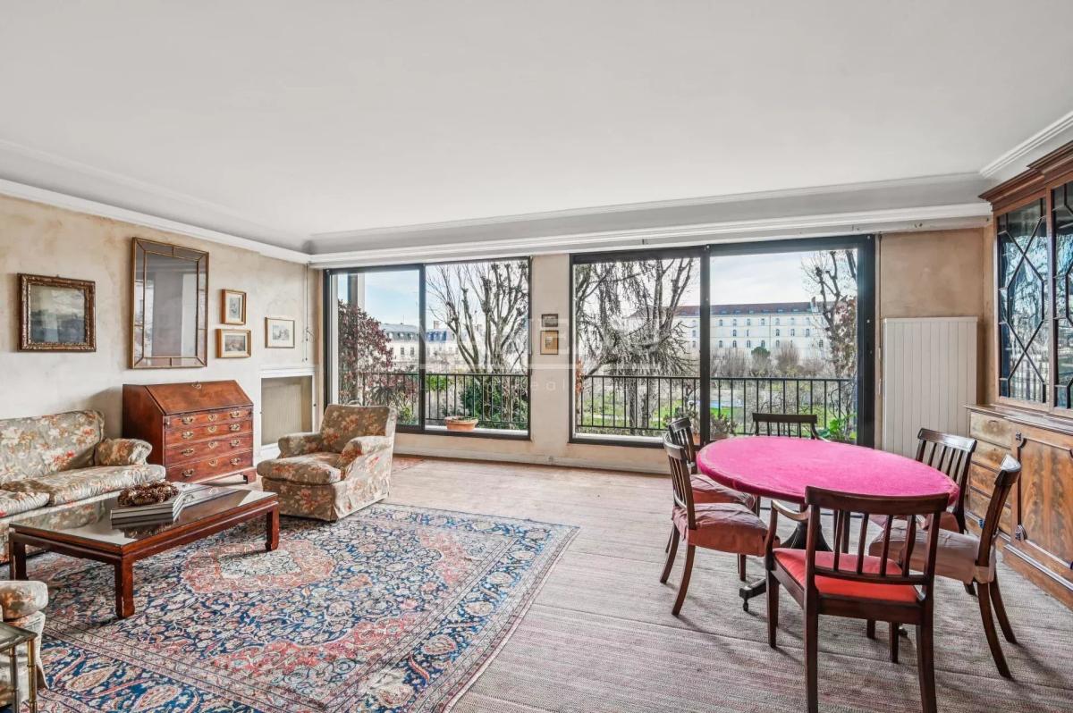 Paris VIIème - VUES JARDINS - 3/4 chambres