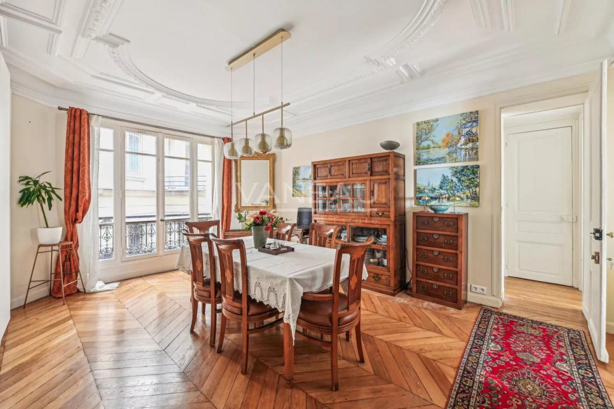 Paris XVIe - Trocadéro - Appartement familial 5 pièces 146 m2