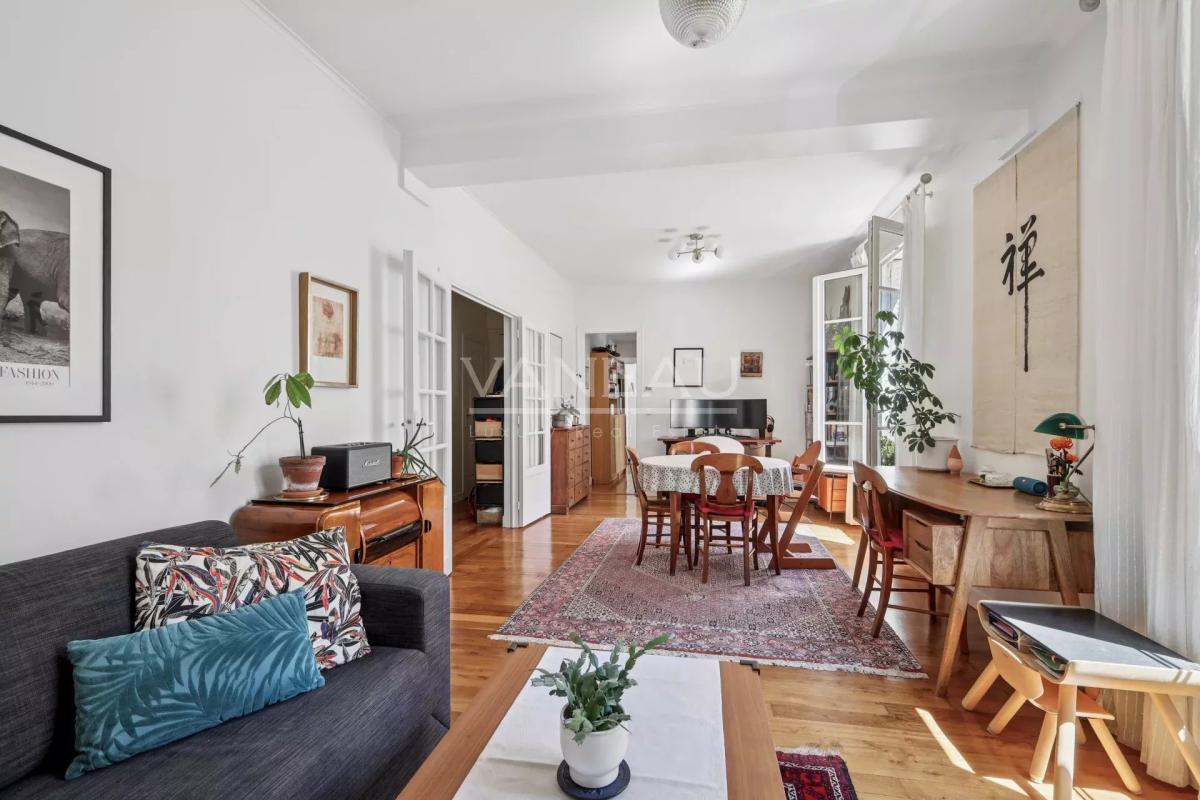 Boulogne - Bel ancien exposé sud avec parking