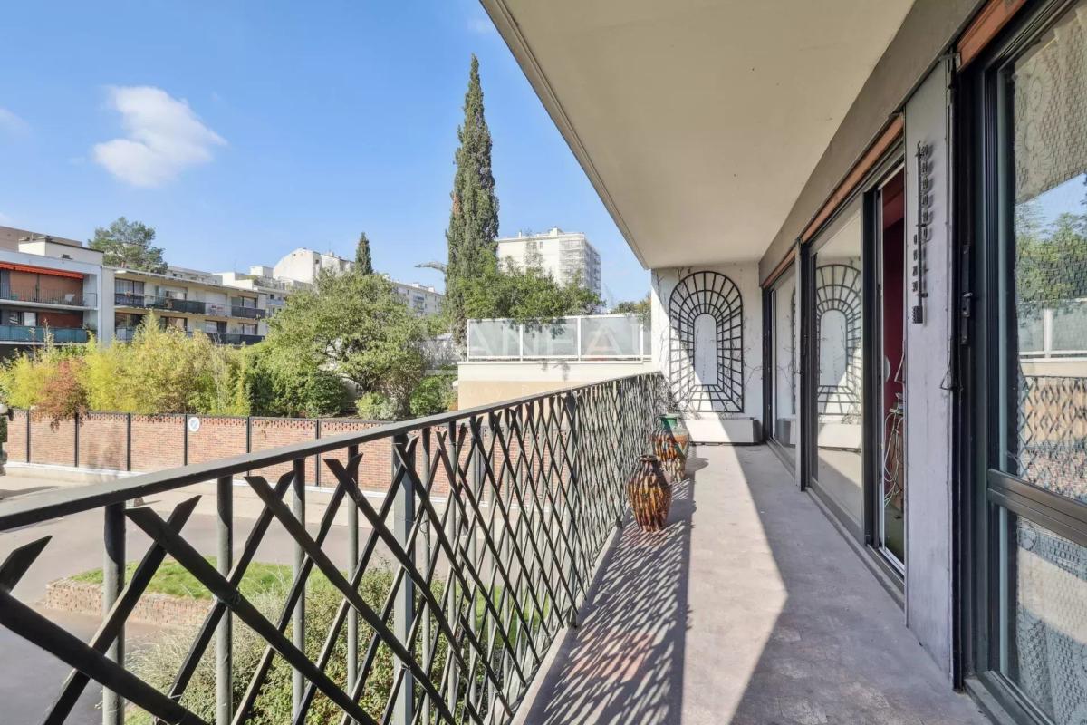 Boulogne - Appartement familial avec balcons