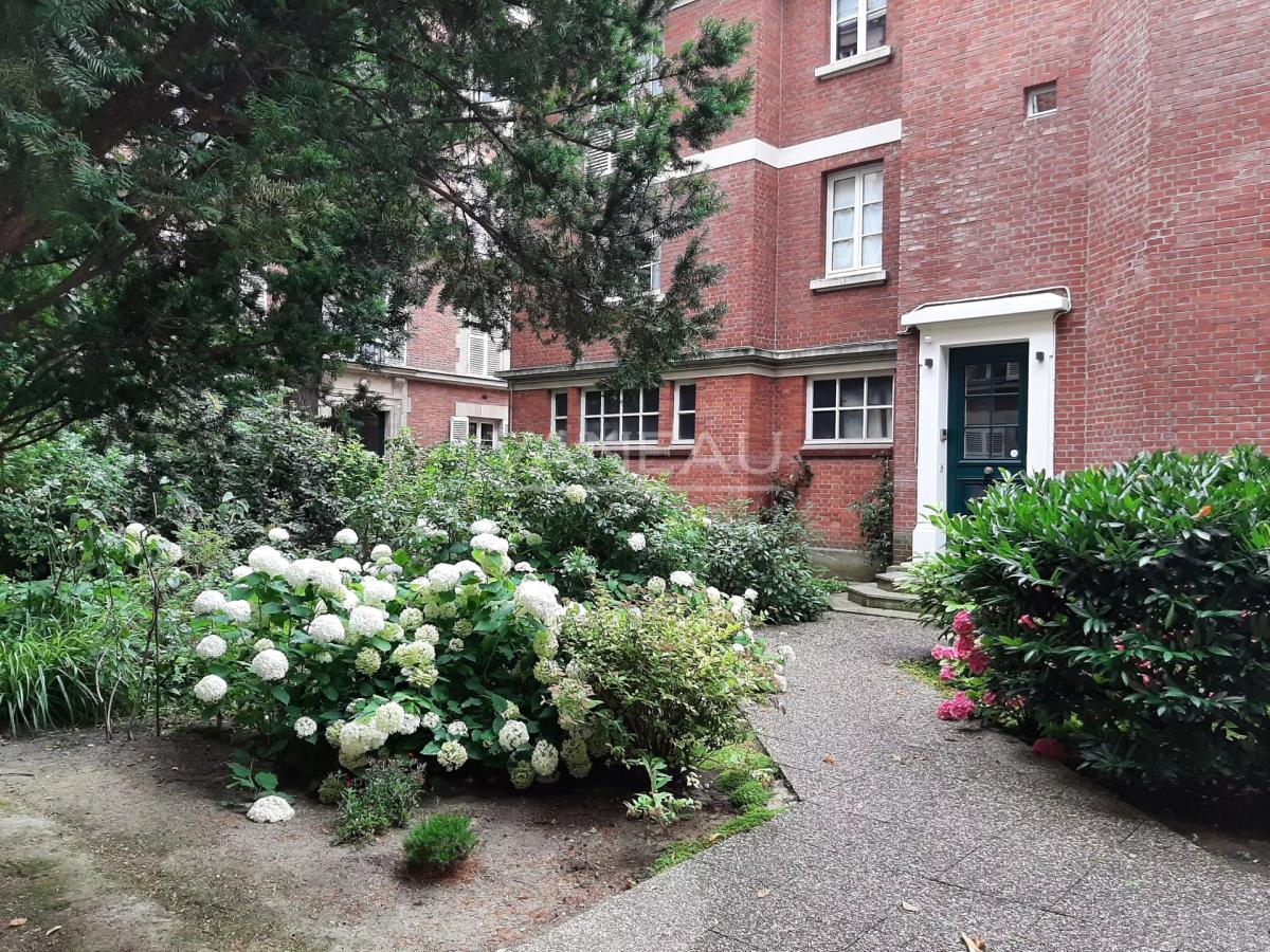 GROS CAILLOU - LOCATION VIDE