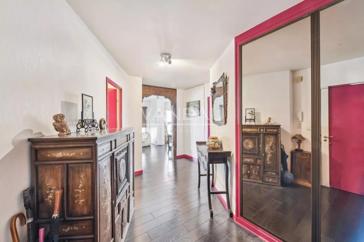 Paris XVe 4 pièces vue Seine - Mirabeau /Javel.