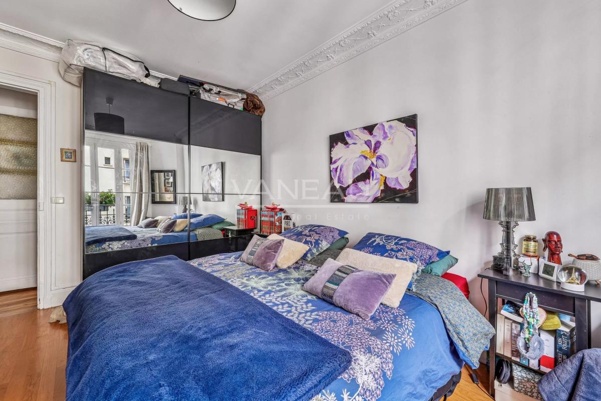 Paris XVe - Croix Nivert : Appartement quatre pièces, charme de 