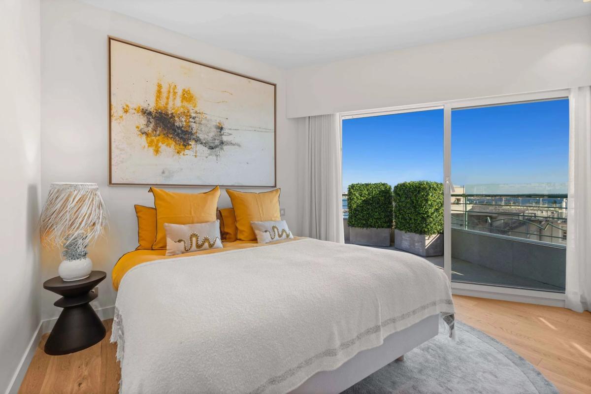 Cannes Plages du Midi - Penthouse 4 pièces vue mer à vendre