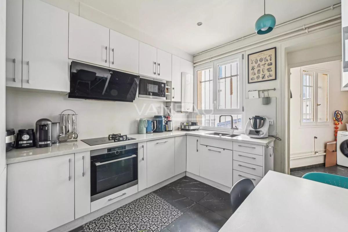 Paris XVIe - Trocadéro - Appartement familial 5 pièces 146 m2