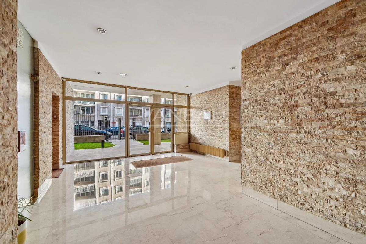 PARIS XVI - Auteuil - Sainte Perrine