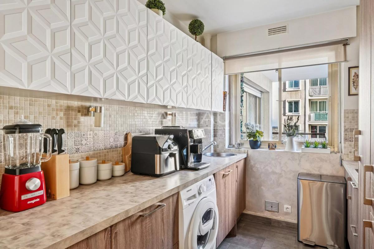 PARIS XVI - Auteuil - Sainte Perrine