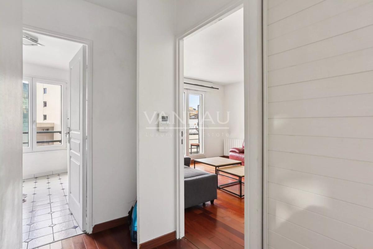 Boulogne - En étage avec ascenseur, balcon, cave et parking