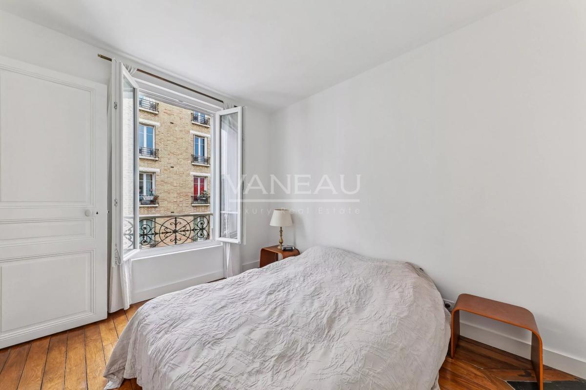 Thiers/Victor Hugo : deux pièces en dernier étage