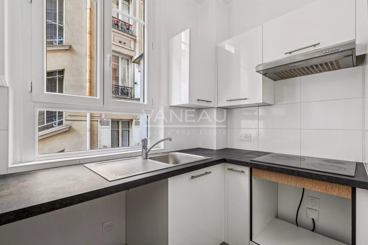 Paris 5ème - Monge - 2 pièces rénové calme sur cour