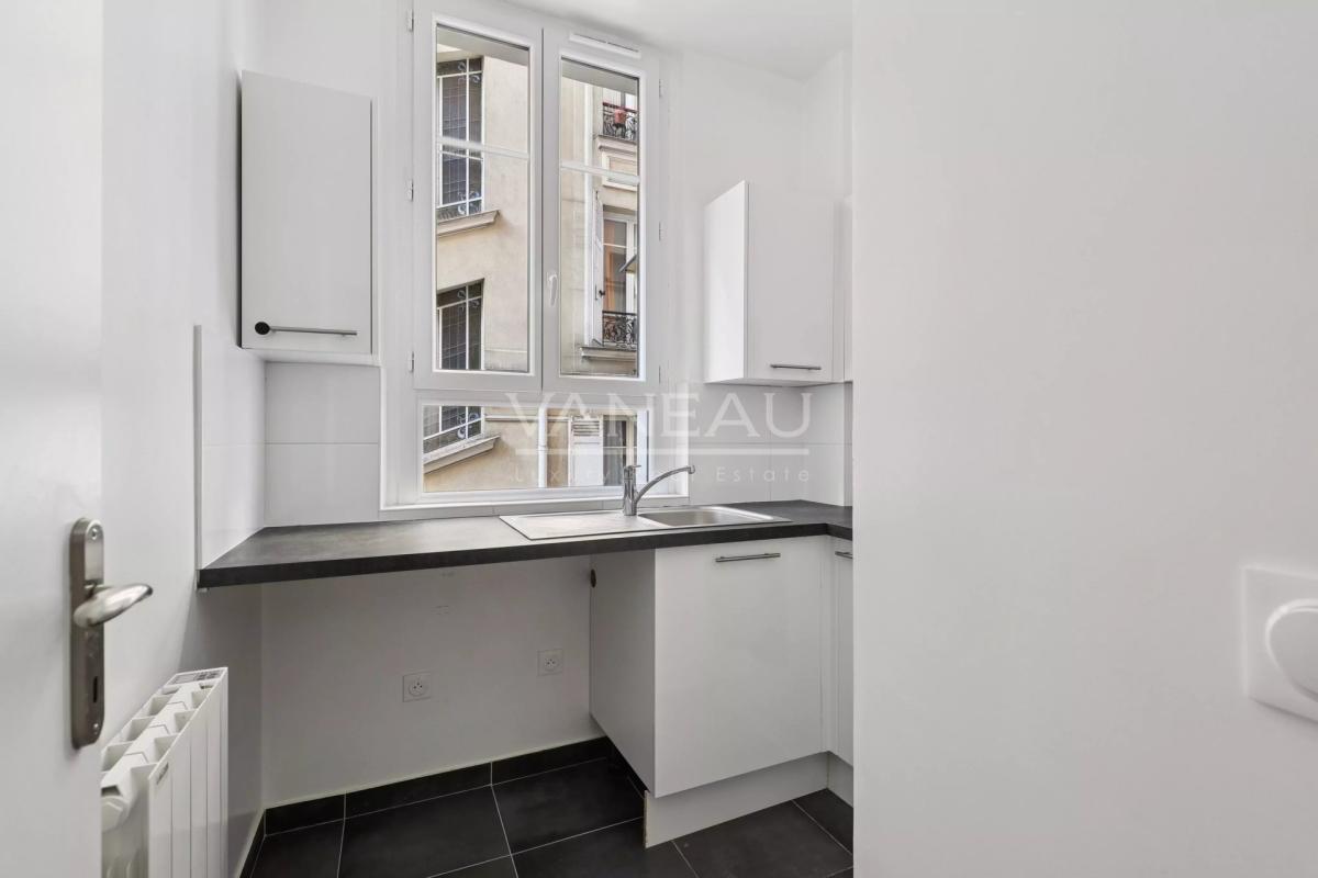 Paris 5ème - Monge - 2 pièces rénové calme sur cour