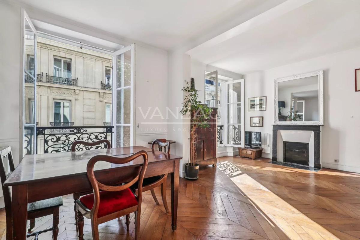 PARIS VII - Palais Bourbon