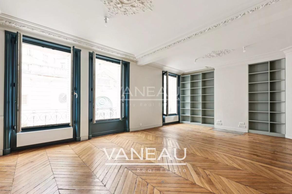 Paris 6ème Sèvres-Babylone 5 pièces