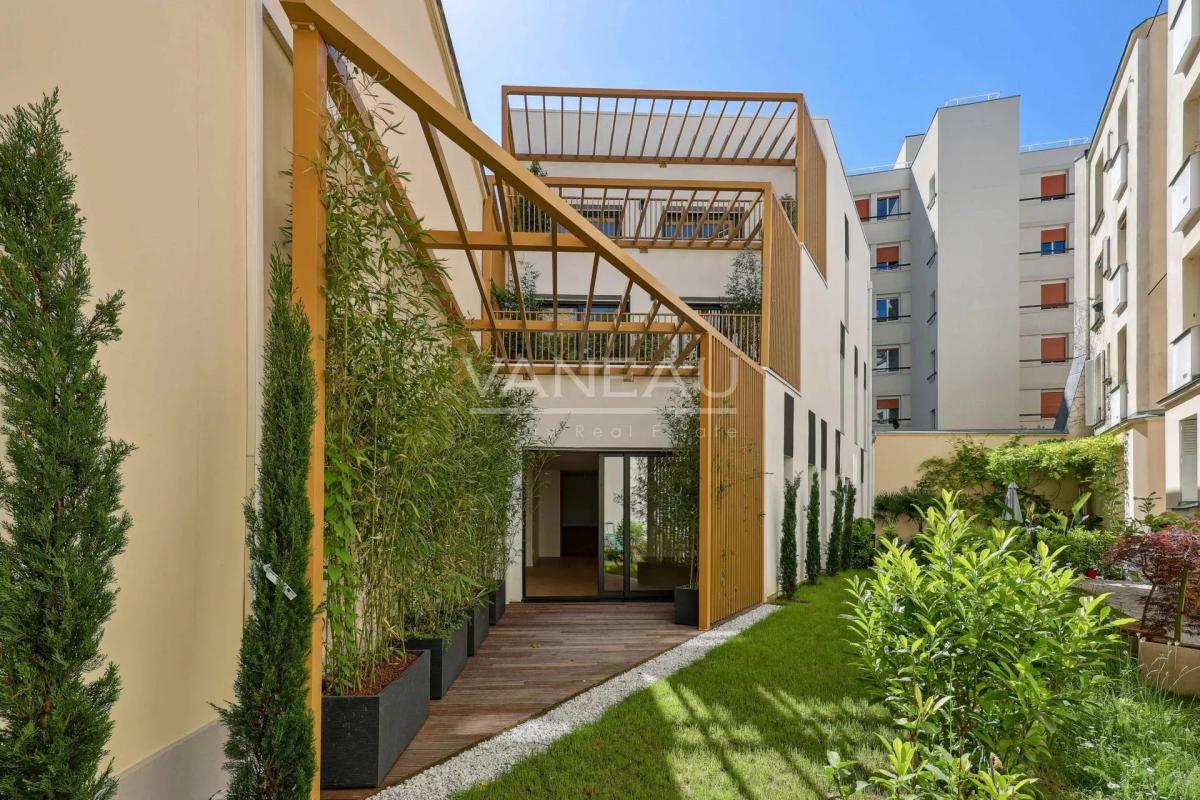 Maison neuve 4 chambres avec terrasse et jardin