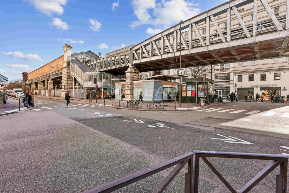 Paris 15ème La Motte-Picquet Grenelle - 5 pièces 4 chambres