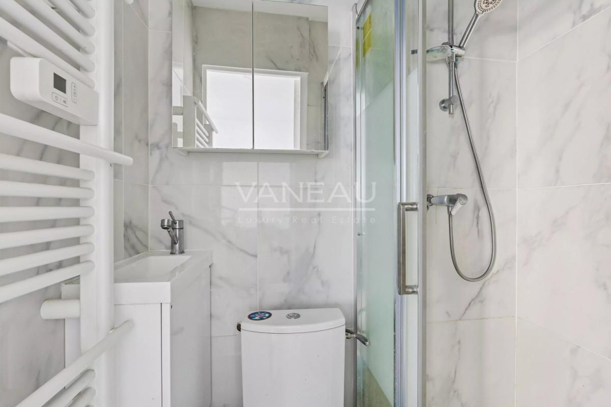 Charmant deux pièces avec vue dégagée