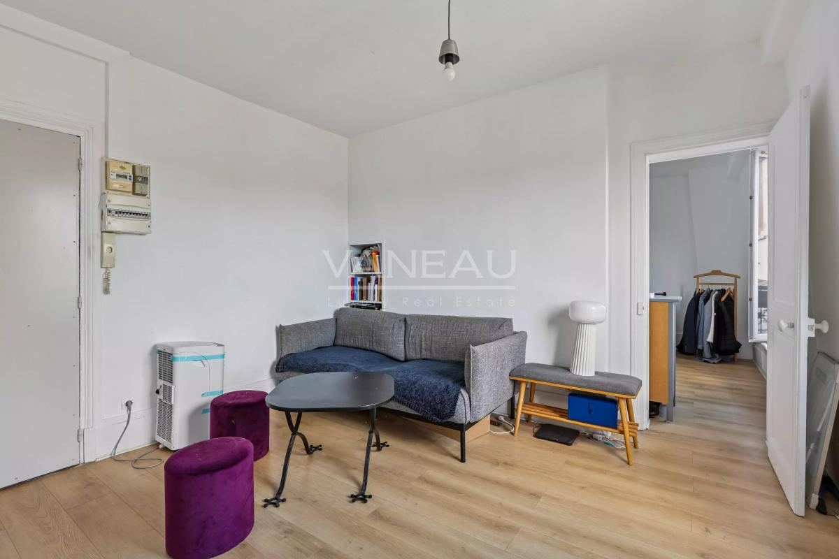 Charmant deux pièces avec vue dégagée