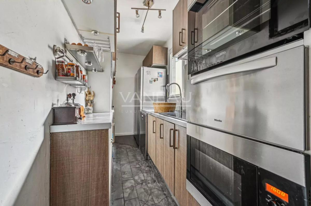 Paris XVe - Appartement 3 pièces - Charme de l'ancien