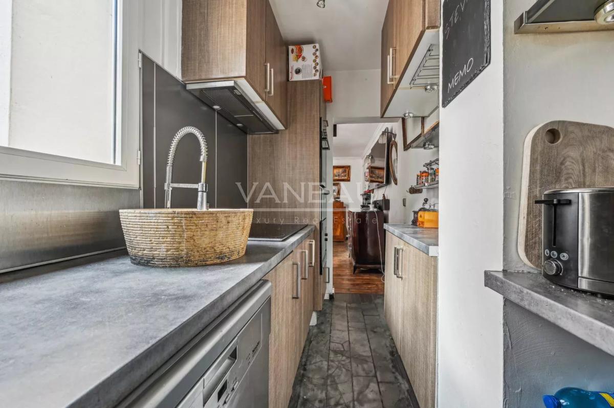 Paris XVe - Appartement 3 pièces - Charme de l'ancien