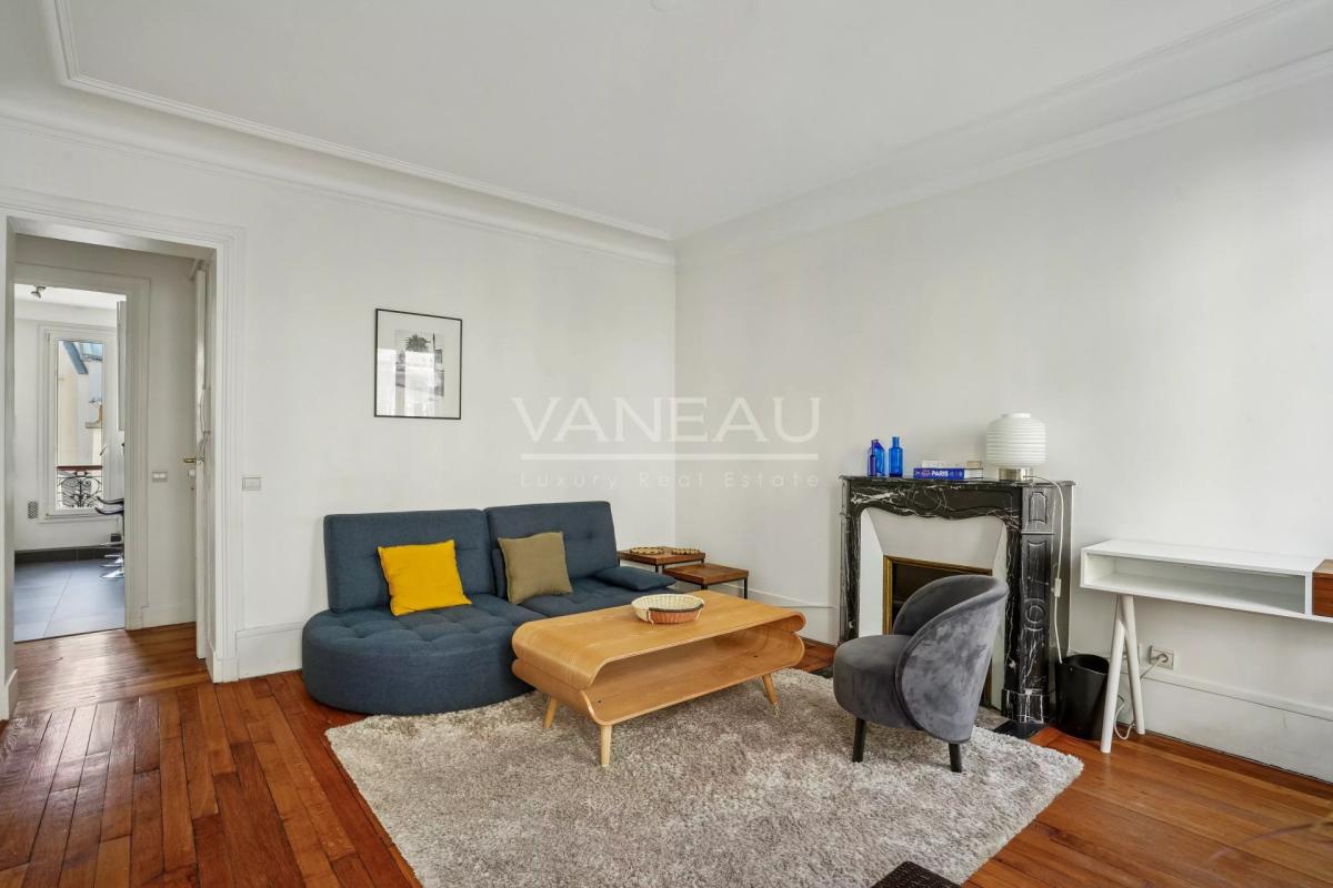 Exclusivité - Paris VIIe - Invalides Tour Maubourg