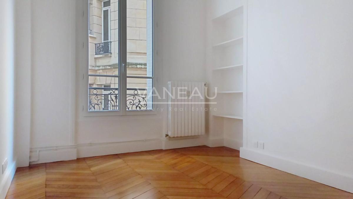 PARIS XVI - Appartement familial entièrement rénové - TROCADERO