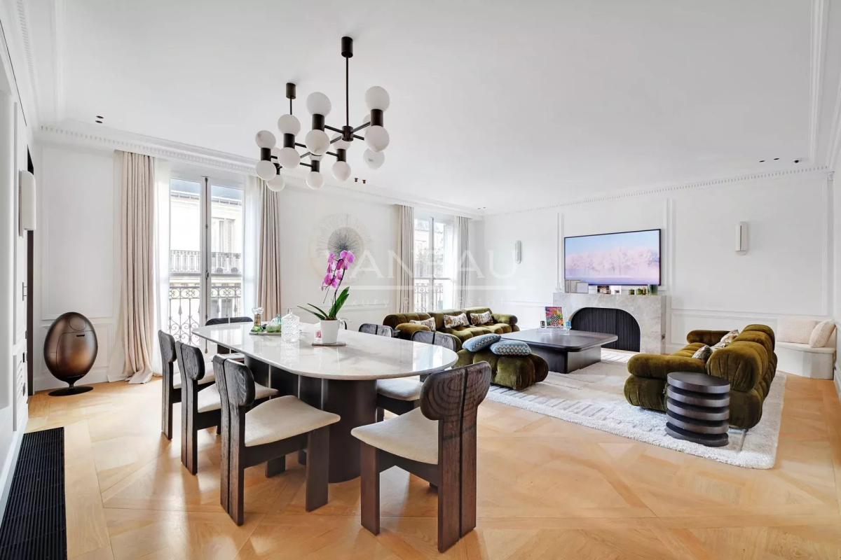 Place de Mexico - Appartement rénové.