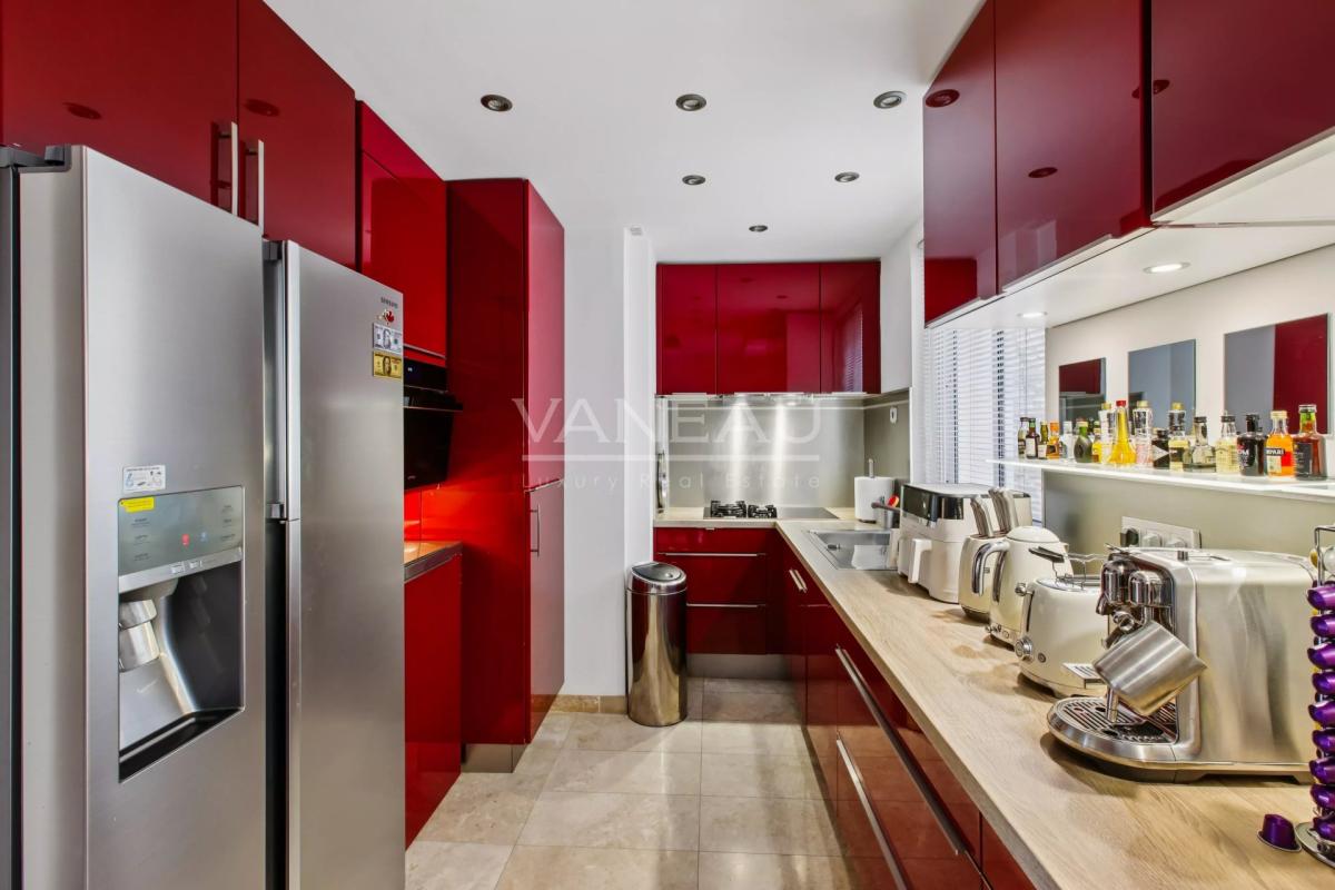 Paris XVIe - Trocadéro - Etage élevé