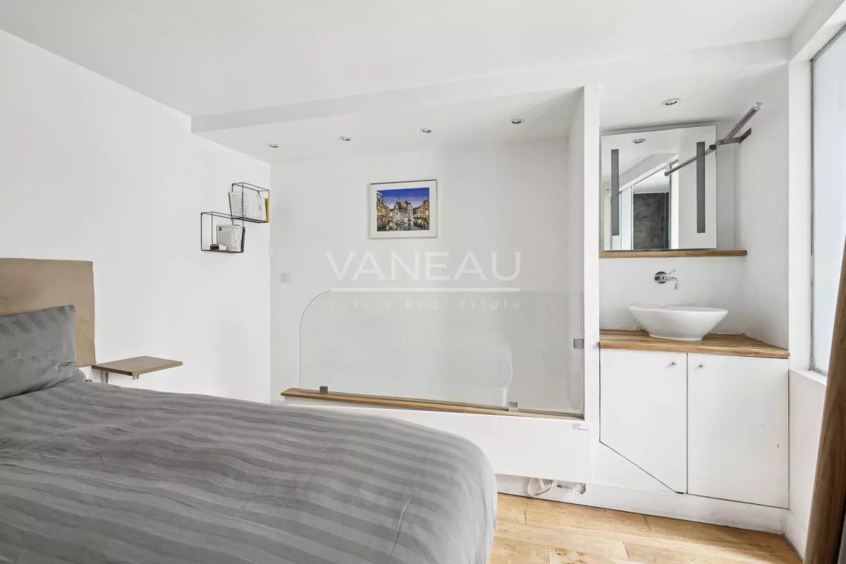 Paris 4 - Saint Paul - Duplex de charme