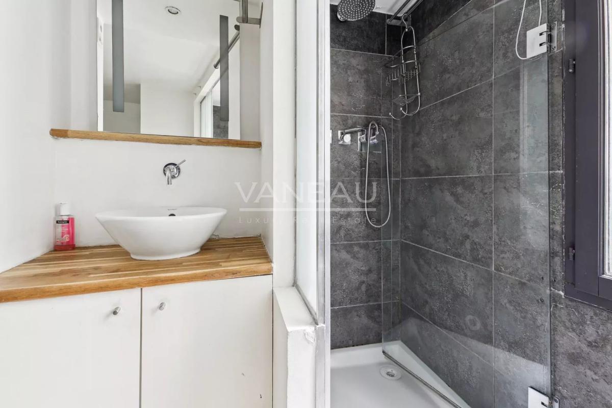 Paris 4 - Saint Paul - Duplex de charme