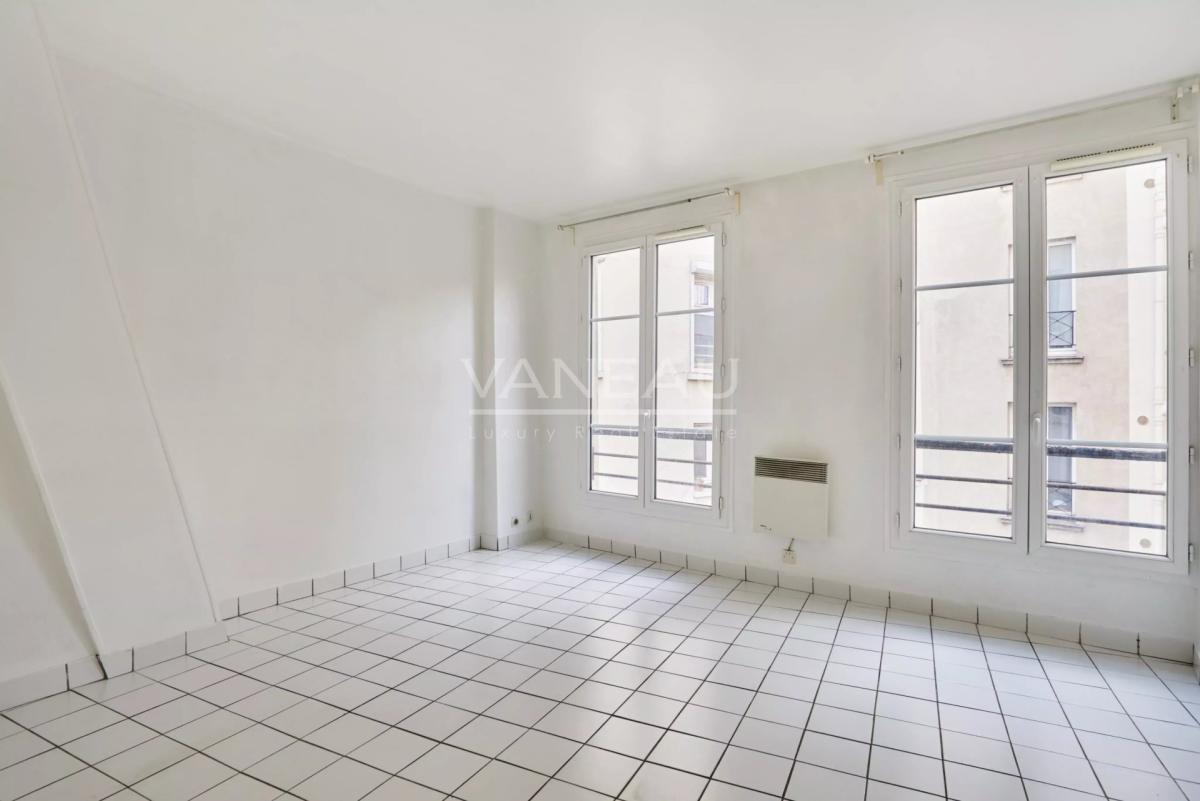 Paris XIIe - Faidherbe - Chaligny - Studio calme et lumineux