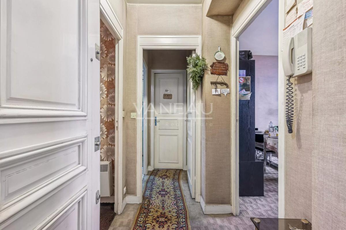 Appartement 2 pièces – Emplacement stratégique idéal pied-à-terr