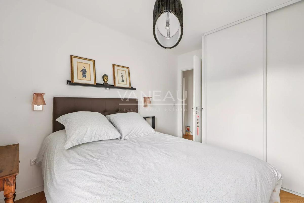 Boulogne Nord - Trois pièces avec balcon terrasse - Résidence 20