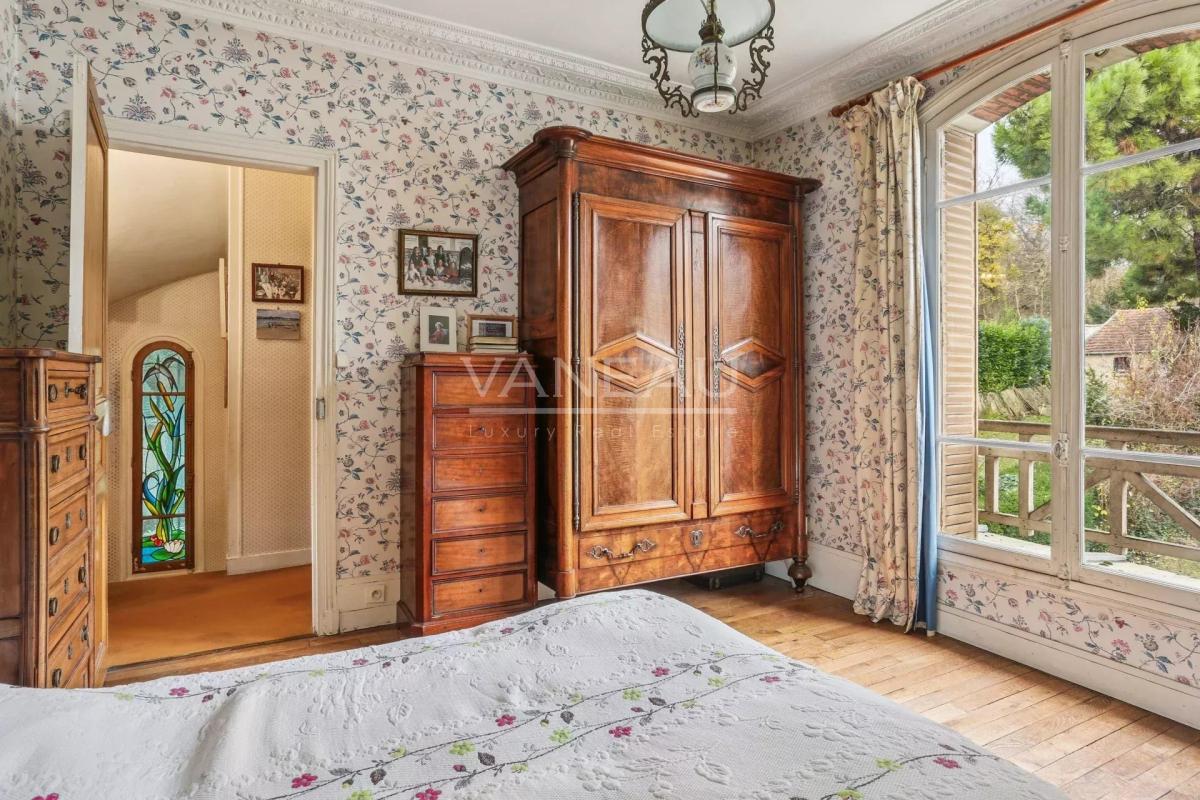 Sèvres - Quartier Brancas, rive droite - Maison meulière classée