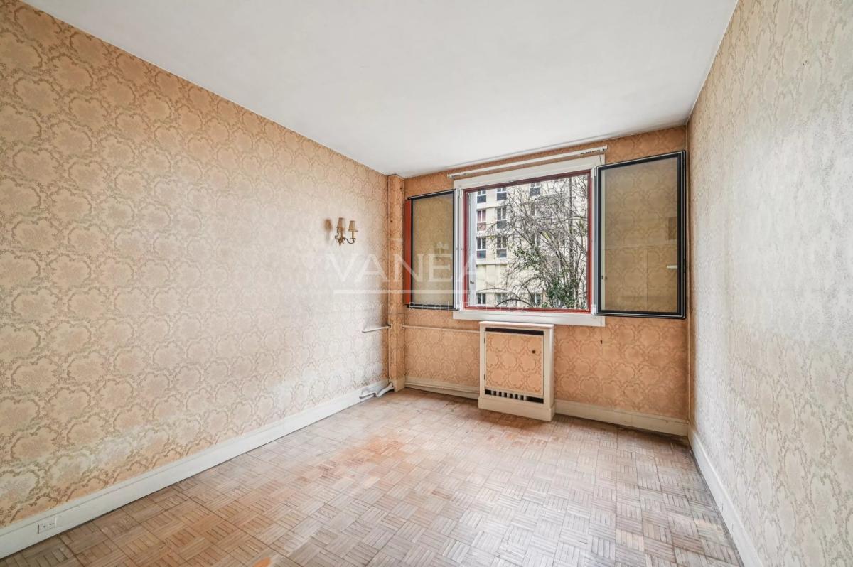 Paris XVe - Appartement quatre pièces avec loggia