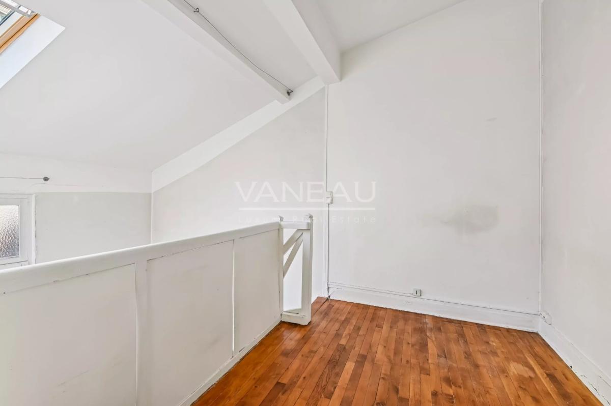 Paris XVIe - Rue de l'annonciation - Ravissant atelier comme une