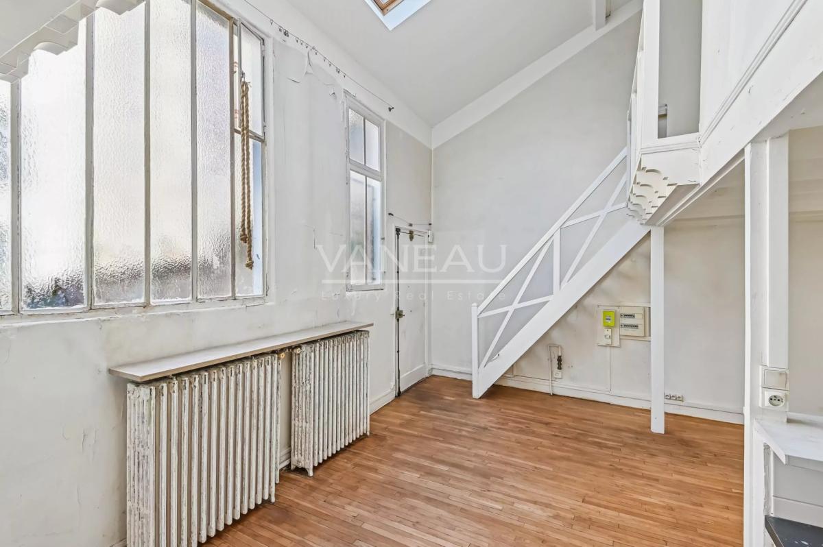 Paris XVIe - Rue de l'annonciation - Ravissant atelier comme une